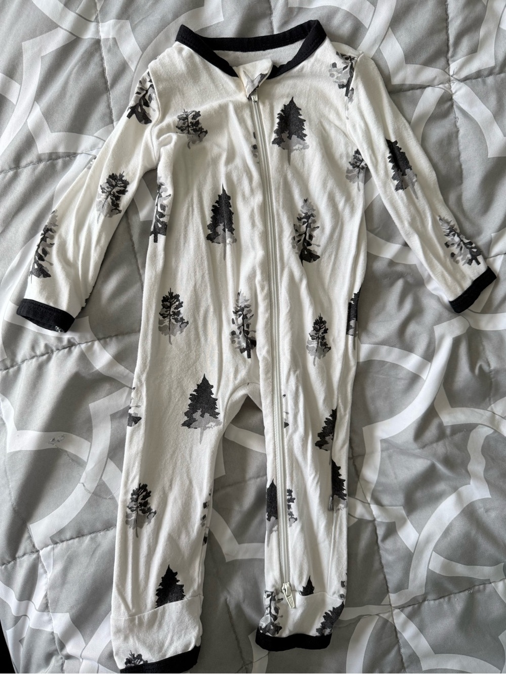Kyte Baby Rompers - Picture 6 of 8